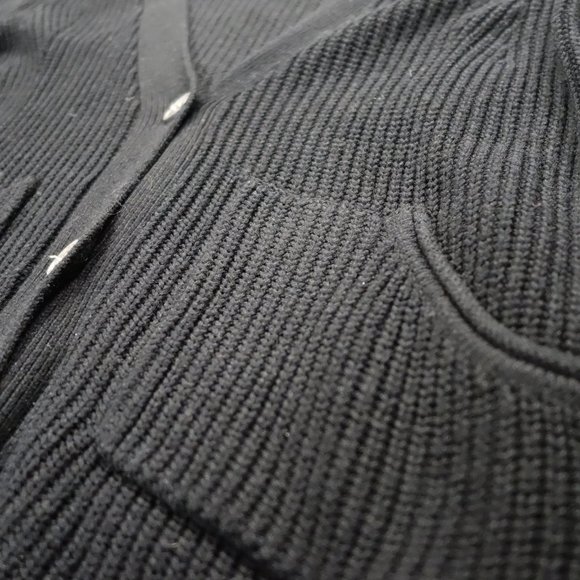 Yoon Sweater - Picture 4 of 10